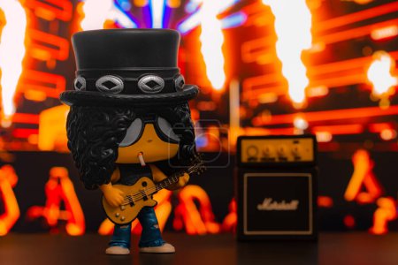 Téléchargez les photos : Californie, États-Unis - 28 janvier 2024 : Funko POP vinyl figure of Slash from Guns N 'Roses - en image libre de droit