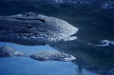 Foto de Piedra en el agua, China del norte, primer plano de la foto - Imagen libre de derechos