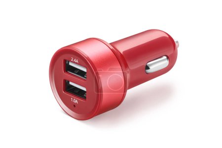 Foto de Cargador de coche USB dual simple rojo, aislado sobre fondo blanco - Imagen libre de derechos