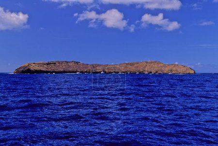 Die Pools von Ohe 'o, auch als die Sieben heiligen Pools bekannt, sind eine Gruppe von abgestuften Pools in der' Ohe 'o Gulch im Haleakal Nationalpark auf Maui, Hawaii.