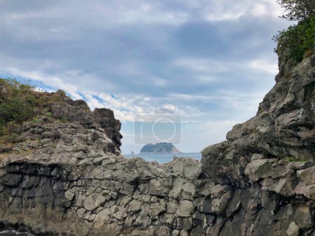 vue sur le paysage depuis l'île et les rochers en Corée du Sud
