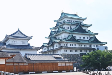 Téléchargez les photos : Voyage au Japon. Le château de Nagoya est un château situé dans la ville de Nagoya, préfecture d'Aichi. Ieyasu Tokugawa a construit le château de Nagoya sur le site du château où Oda Nobunaga est né.. - en image libre de droit