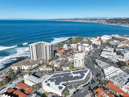 Téléchargez les photos : Vue aérienne des falaises et du littoral de La Jolla, San Diego, Californie, États-Unis - en image libre de droit
