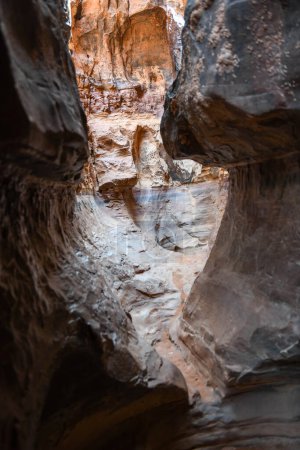 Téléchargez les photos : Canyon de Wadi désert de rhum sur la Jordanie - en image libre de droit