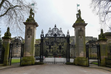 Vue au palais de Holyroodhouse à Édimbourg sur l'Écosse
