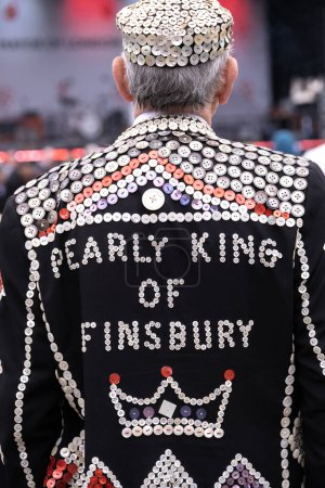 Photo for Trafalgar Square, London, UK. 24th April 2024. John Walters the Pearly King of Finsbury, at the Saint George's Day celebrations held in Trafalgar Square, London. - Royalty Free Image