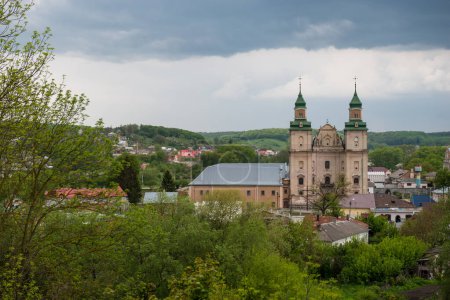Foto de Vista del monasterio de Bernardine en Zbarazh, Ucrania - Imagen libre de derechos