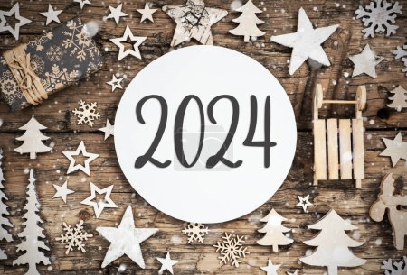 Texte 2024, Flatlay naturel, Décoration de Noël durable, Fond d'hiver respectueux de l'environnement