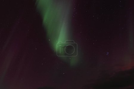 Islande - 8 octobre 2013 : aurores boréales colorées en islandais