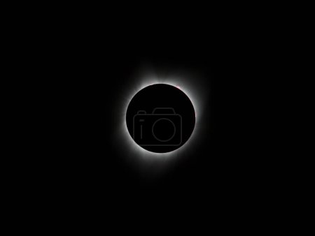 Eclipse de sol agosto 21, 2017 at Ágata Camas Fósiles Monumento Nacional en Nebraska, EE.UU.