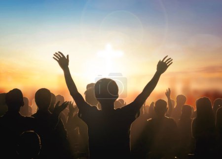 Téléchargez les photos : Christian concept, Christian worship with raised hands - en image libre de droit