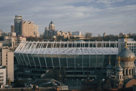 Foto de Edificio del Estadio Olímpico - Dynamo Kyiv Football Club en Kiev: diciembre 2023 - Kiev, Ucrania - Imagen libre de derechos