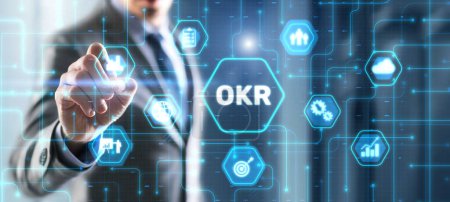 Téléchargez les photos : OKR Objectif résultat clé entreprise technologie finance concept sur écran virtuel. - en image libre de droit
