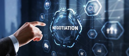 Téléchargez les photos : Negotiations and discussion of business strategies. - en image libre de droit