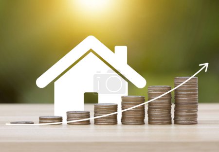Real estate market growth and home investment ideas The pile of coins gradually increases and the sample house with more coin piles increases. Property tax and inflation insurance for personal finances
