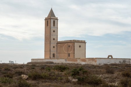 Téléchargez les photos : Church of La Almadraba de Monteleva or Church of Las Salinas in Cabo de Gata Park in Almeria, Spain. - en image libre de droit