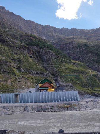 Téléchargez les photos : Lahaul and Spiti, Himachal Pradesh, India - 14 September 2021 : The iconic Atal Tunnel is an engineering marvel in the Himalayas. - en image libre de droit