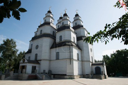 Foto de Catedral de la Santísima Trinidad en la ciudad de Novomoskovsk, Ucrania, en el estilo barroco ucraniano (cosaco) - Imagen libre de derechos