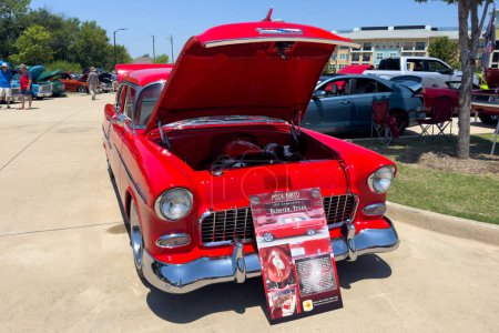 Foto de Little Elm, Texas - 11 de junio de 2023: 1955 Chevrolet Bel Air at car exibition. - Imagen libre de derechos