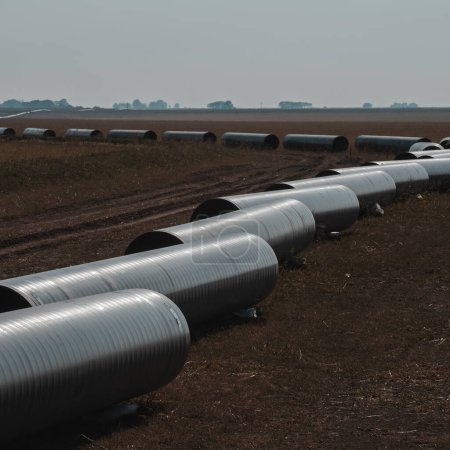 Téléchargez les photos : Gas pipeline construction, Nestor Kirchner, La Pampa province , Patagonia, Argentina. - en image libre de droit