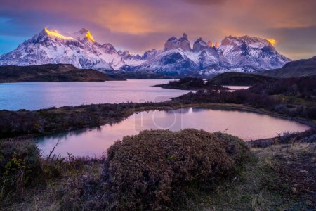 Téléchargez les photos : Environnement paysager montagneux, Parc national des Torres del Paine, Patagonie, Chili. - en image libre de droit
