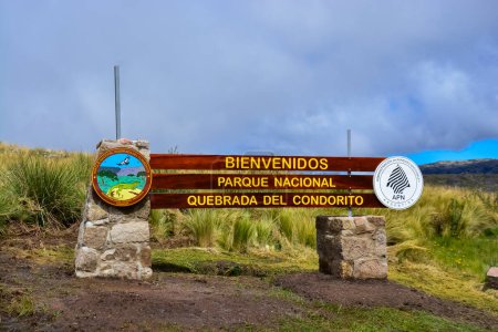 Foto de Parque Nacional Quebrada del Condorito, señal de entrada, provincia de Córdoba, Argentina - Imagen libre de derechos