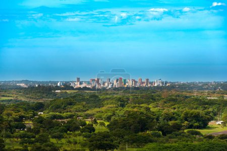 Skyline de la ciudad de Foz do Iguazu, Brasil