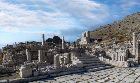 Photo for Sagalassos ancient city near Burdur, Turkey. Ruins of the Upper Agora in the roman city. - Royalty Free Image
