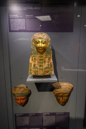 Foto de Budapest, Hungría. Interior del Museo de Bellas Artes. Artefactos de la cultura del Antiguo Egipto - Imagen libre de derechos