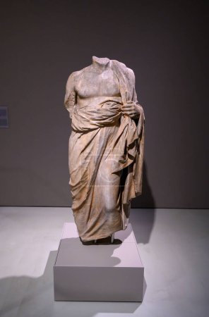 Foto de Budapest, Hungría. Interior del Museo de Bellas Artes. Artefactos de la antigua cultura griega y romana - Imagen libre de derechos