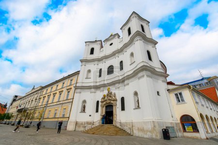 Foto de Bratislava, Slovakia. Old Cathedral of Saint John of Matha and Saint Felix of Valois - Imagen libre de derechos