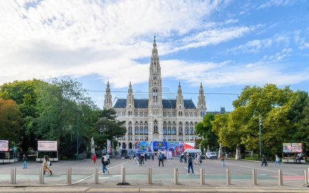Foto de VIENA, AUSTRIA. El Wiener Rathaus - Ayuntamiento de Wien. - Imagen libre de derechos