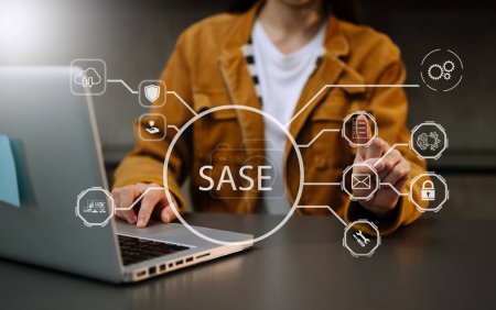 SASE Secure Access Service Edge concepto, mujer de negocios tocando Secure Access Service Edge icono en el fondo de pantalla virtual, contraseña, red, marco y tecnología de soporte en la oficina