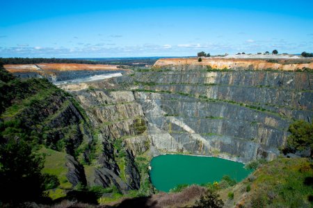 Hoyo histórico de Cornwall en la mina Greenbushes - Australia Occidental
