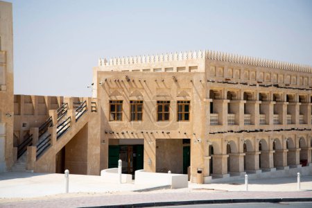 Téléchargez les photos : Architecture arabe traditionnelle - Qatar - en image libre de droit