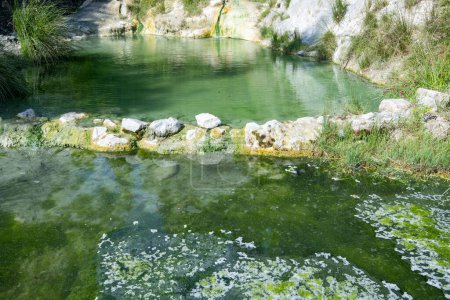 Téléchargez les photos : Les thermes de la cascade de San Filippo - Italie - en image libre de droit