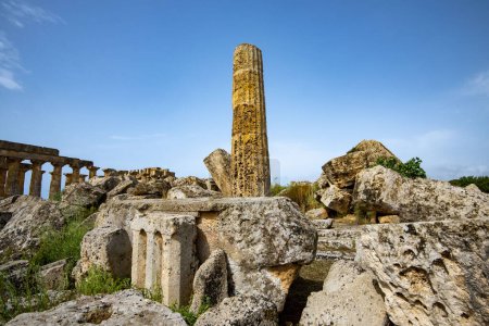Téléchargez les photos : Temple d'Athéna en Selinunte - Sicile - Italie - en image libre de droit