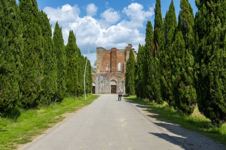 Ruines de l'abbaye de San Galgano - Italie