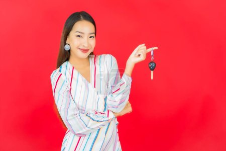 Photo for Portrait beautiful young asian woman with spoon and fork ready to eat - Royalty Free Image