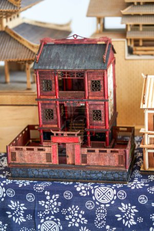 Modèle architectural traditionnel chinois en bois artisanal