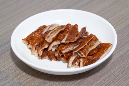 A plate of delicious deep-fried pork intestines, seven inches deep-fried
