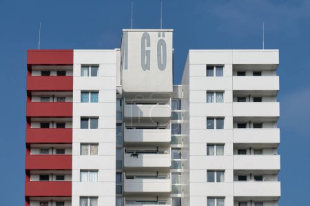 Téléchargez les photos : Immobilier de grande hauteur goerlinger centre dans le quartier Cologne de bocklemuend - en image libre de droit