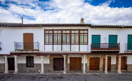 Typische Laubenhäuser an der Plaza Mayor von Almagro, Ciudad Real, Kastilien La Mancha, Spanien