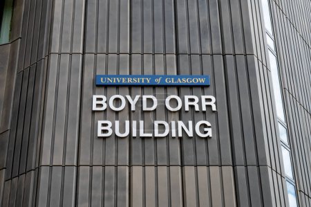 Foto de Glasgow, Reino Unido 9-sep-2023: La señal para el edificio Boyd Orr en la Universidad de Glasgow. - Imagen libre de derechos