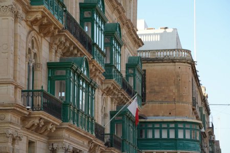 Foto de Malta la valletta casas históricas al atardecer - Imagen libre de derechos