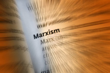 Marxismo - las teorías políticas y económicas de Karl Marx y Friedrich Engels, más tarde desarrolladas por sus seguidores para formar la base de la teoría y la práctica del comunismo
.