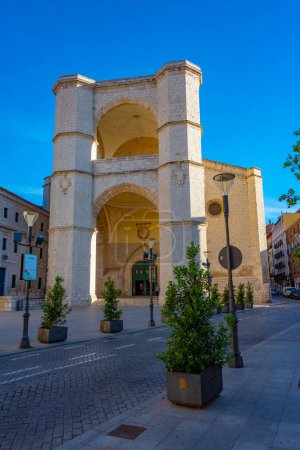 Téléchargez les photos : Monasterio de San Benito à Valladolid, Espagne. - en image libre de droit