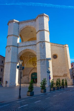 Téléchargez les photos : Monasterio de San Benito à Valladolid, Espagne. - en image libre de droit