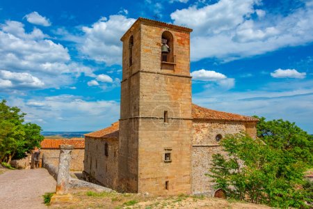 Téléchargez les photos : Musée Holy Trinity dans le village d'Atienza en Espagne. - en image libre de droit