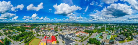 Téléchargez les photos : Vue panoramique sur l'architecture moderne de la ville finlandaise Seinajoki - en image libre de droit
